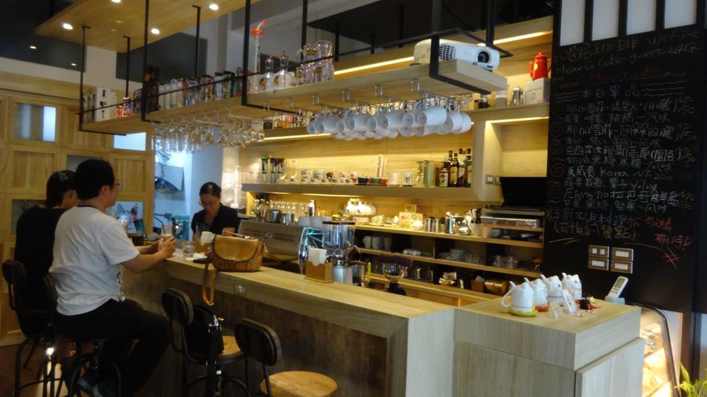Meow G Cafe Hostel Хуалянь Екстер'єр фото