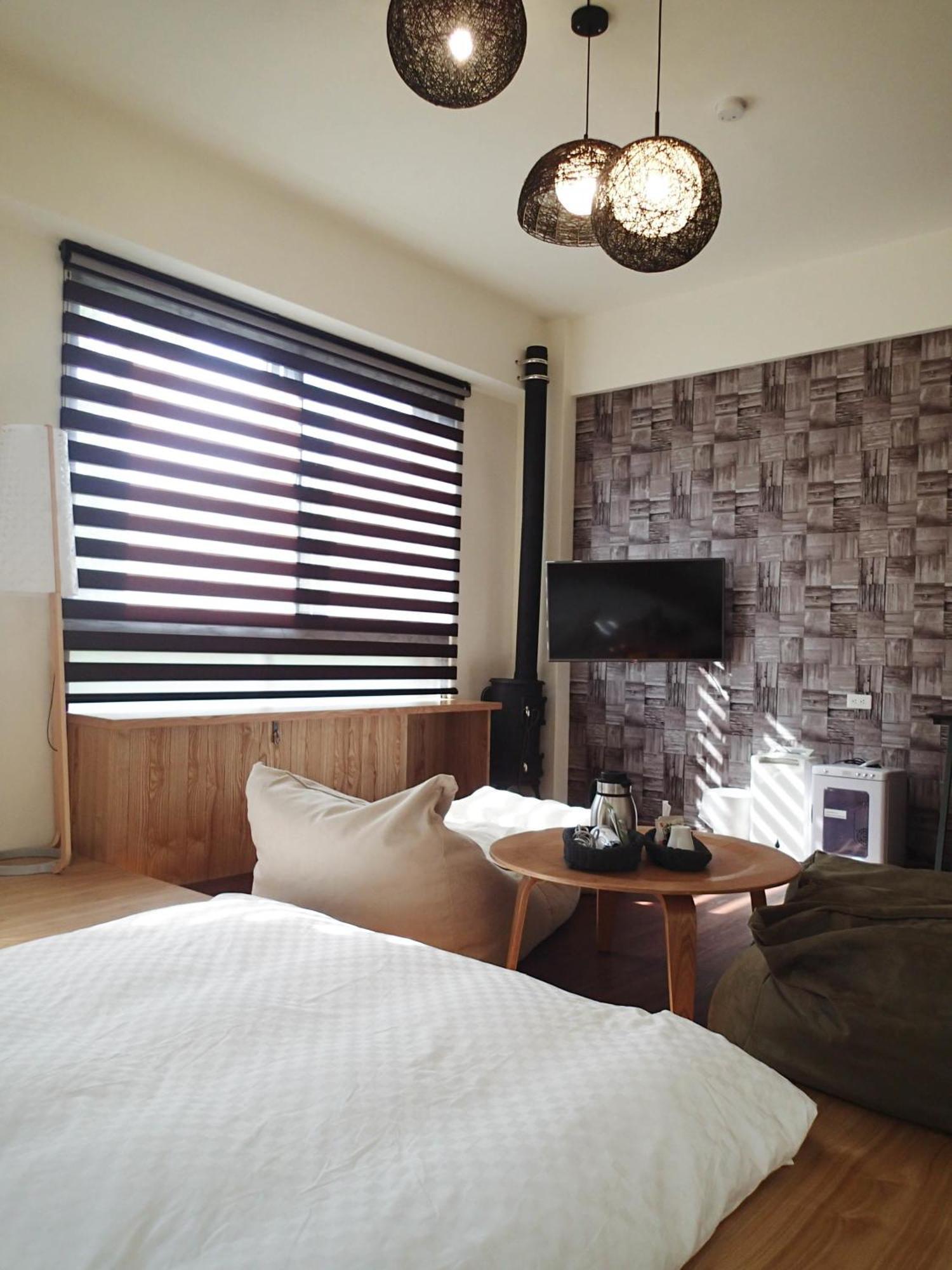 Meow G Cafe Hostel Хуалянь Номер фото