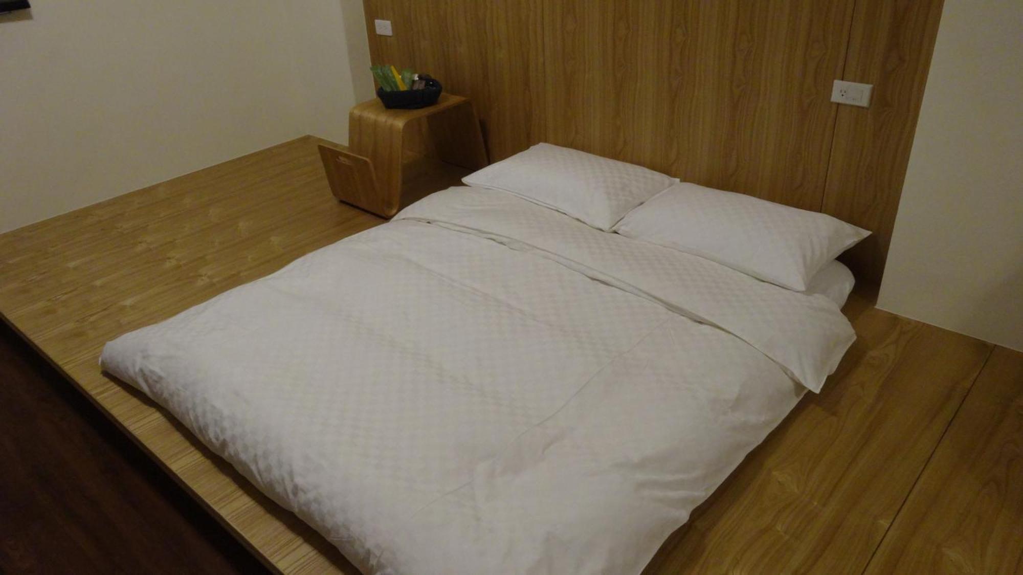 Meow G Cafe Hostel Хуалянь Номер фото