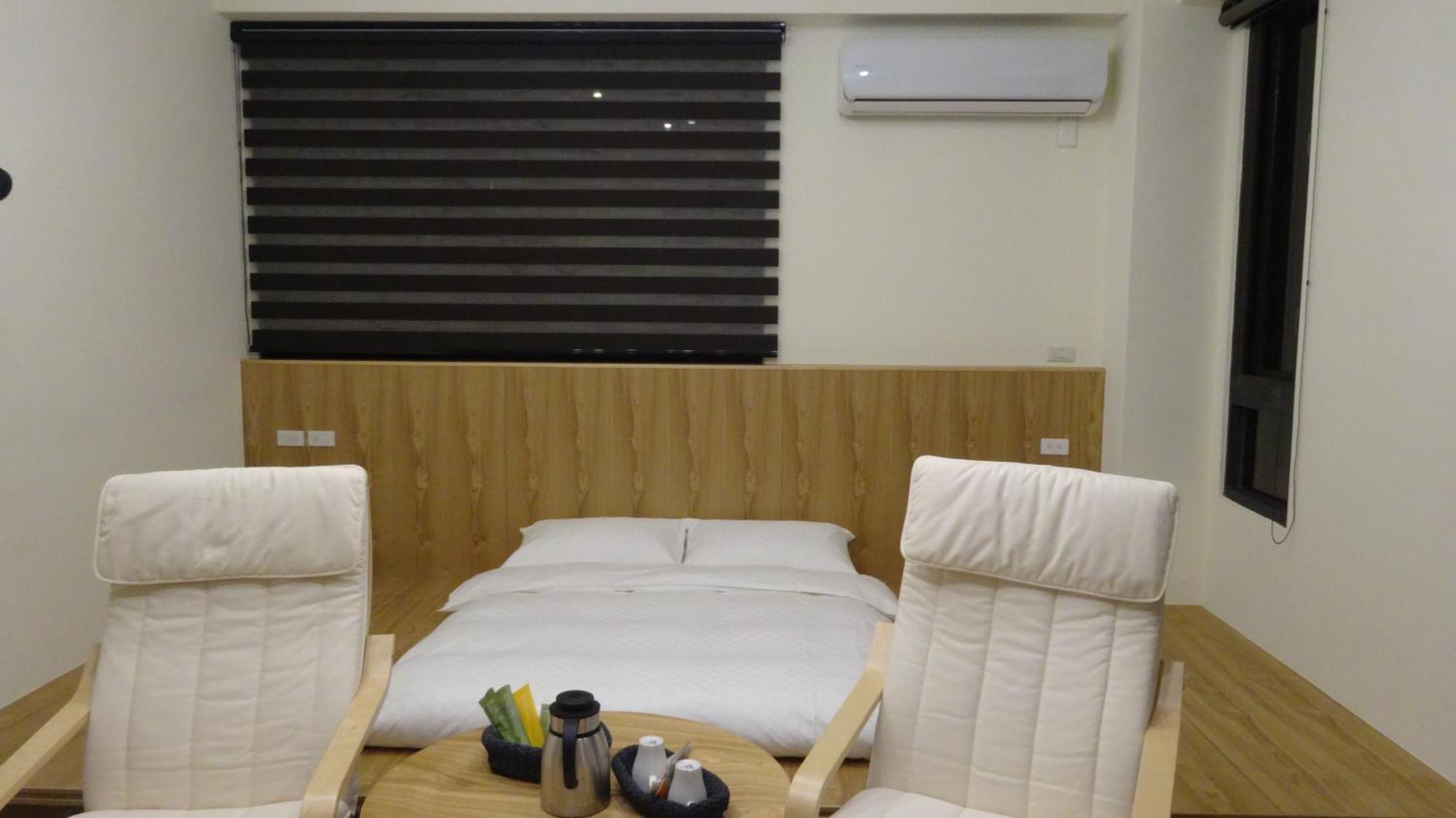 Meow G Cafe Hostel Хуалянь Номер фото